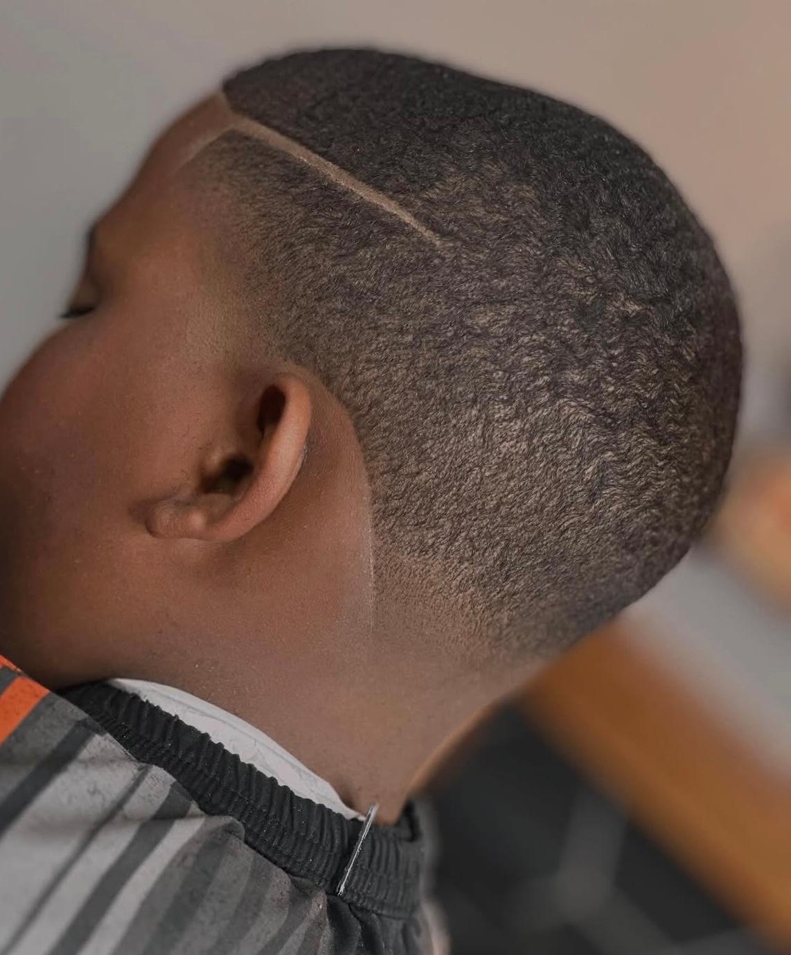 Hair design line by Alex Urbaez Barber